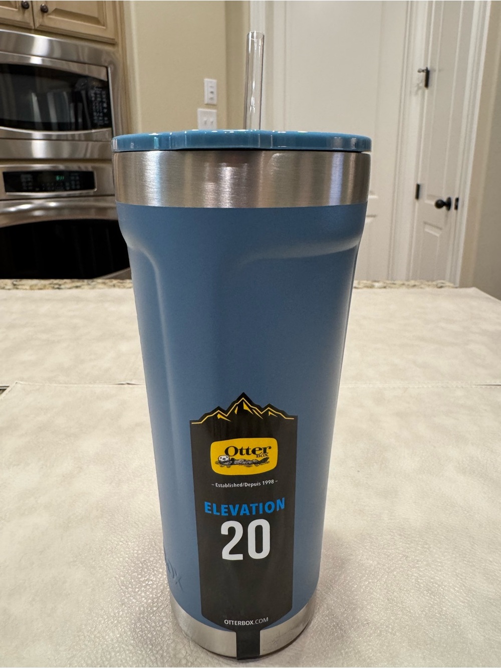 OtterBox Elevation 20oz Blue Tumbler